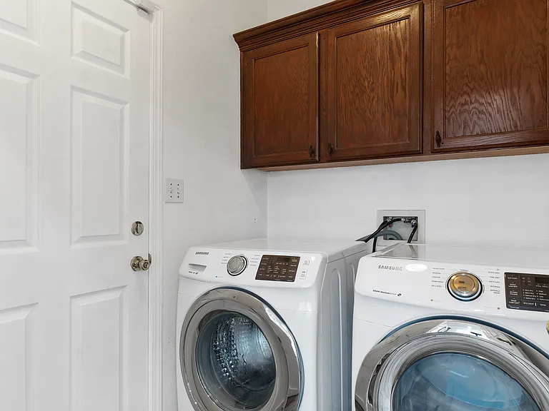 11505 Equinox Ave — Photo 14