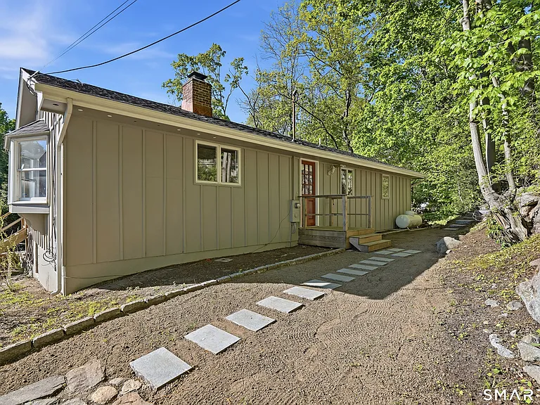 12 Jacob St — Photo 16