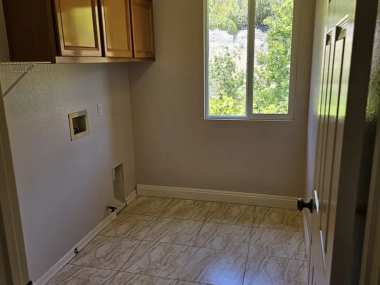 233 Canyon Creek Way — Photo 28
