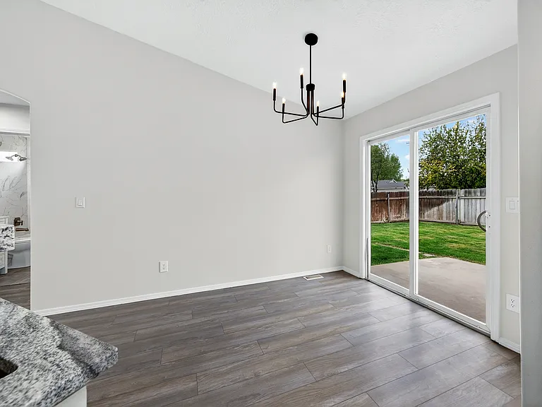 3304 E Sir Patrick Ct — Photo 12