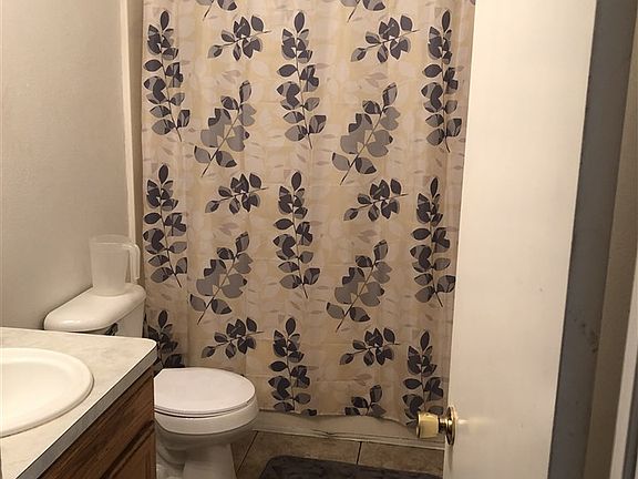 5th image of 102 Sugar Creek Dr