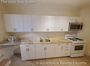 991 Massachusetts Ave APT 5, Cambridge, MA 02138