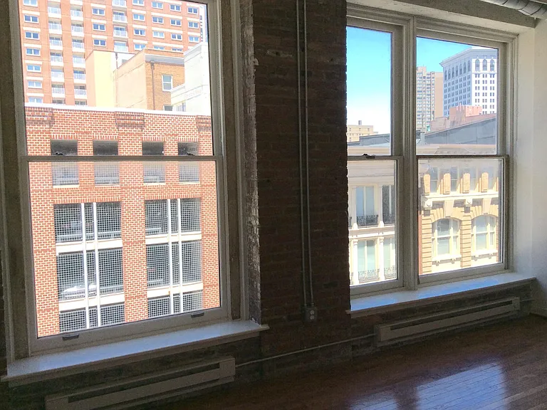 311 W Baltimore St #11 — Photo 17