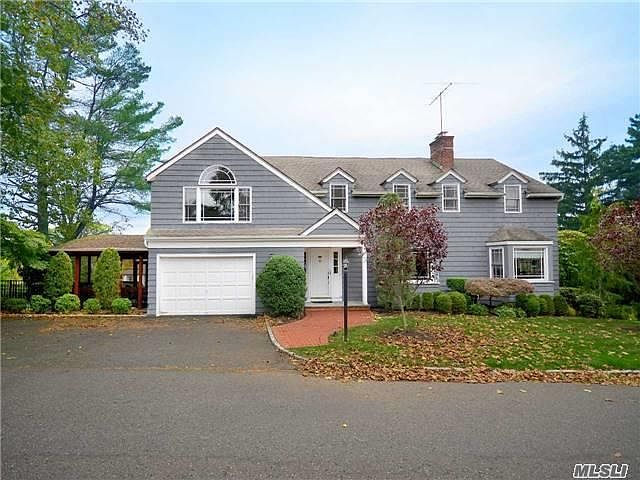 1st image of 12 Shoredale Dr