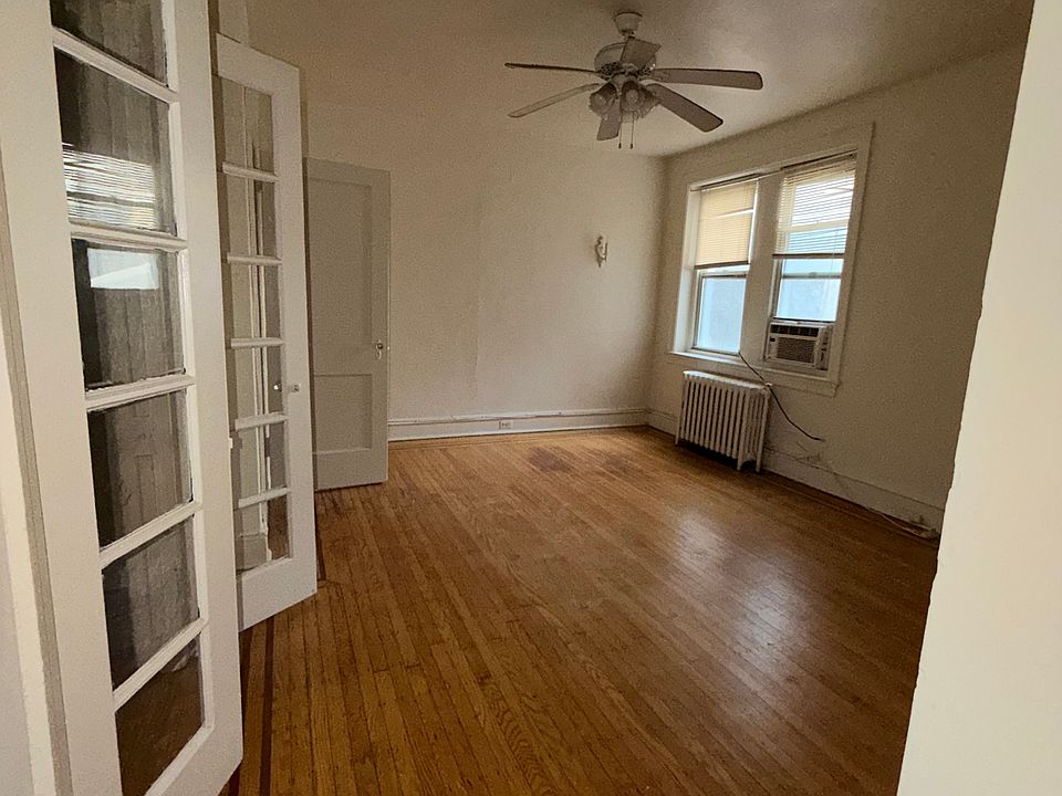 1st image of 1307 Spruce St APT 4B