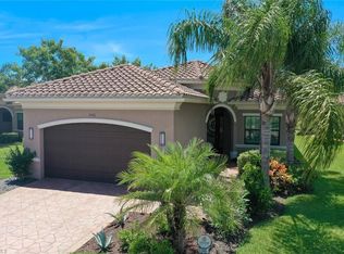 3366 Baltic Dr, Naples, FL 34119