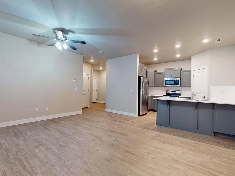 3064 N 225 E — Photo 3