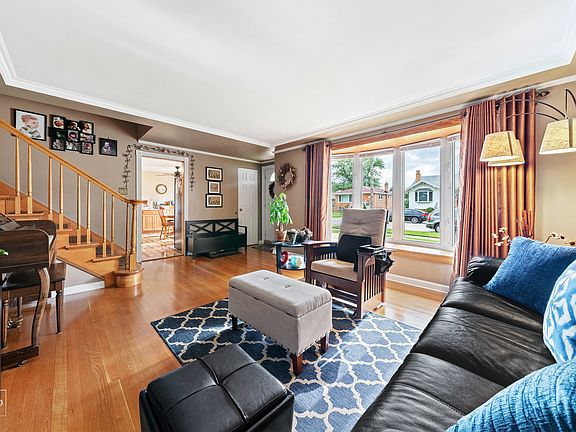 4th image of 9209 Parkside Ave