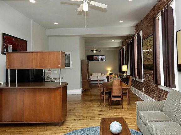 4th image of 441 W 2nd St APT 110