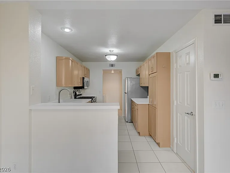8039 Teresita Ave — Photo 5