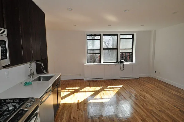 Rented by Village Living Realty | media 24