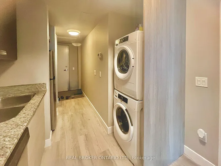 250 Albert St #706 — Photo 6