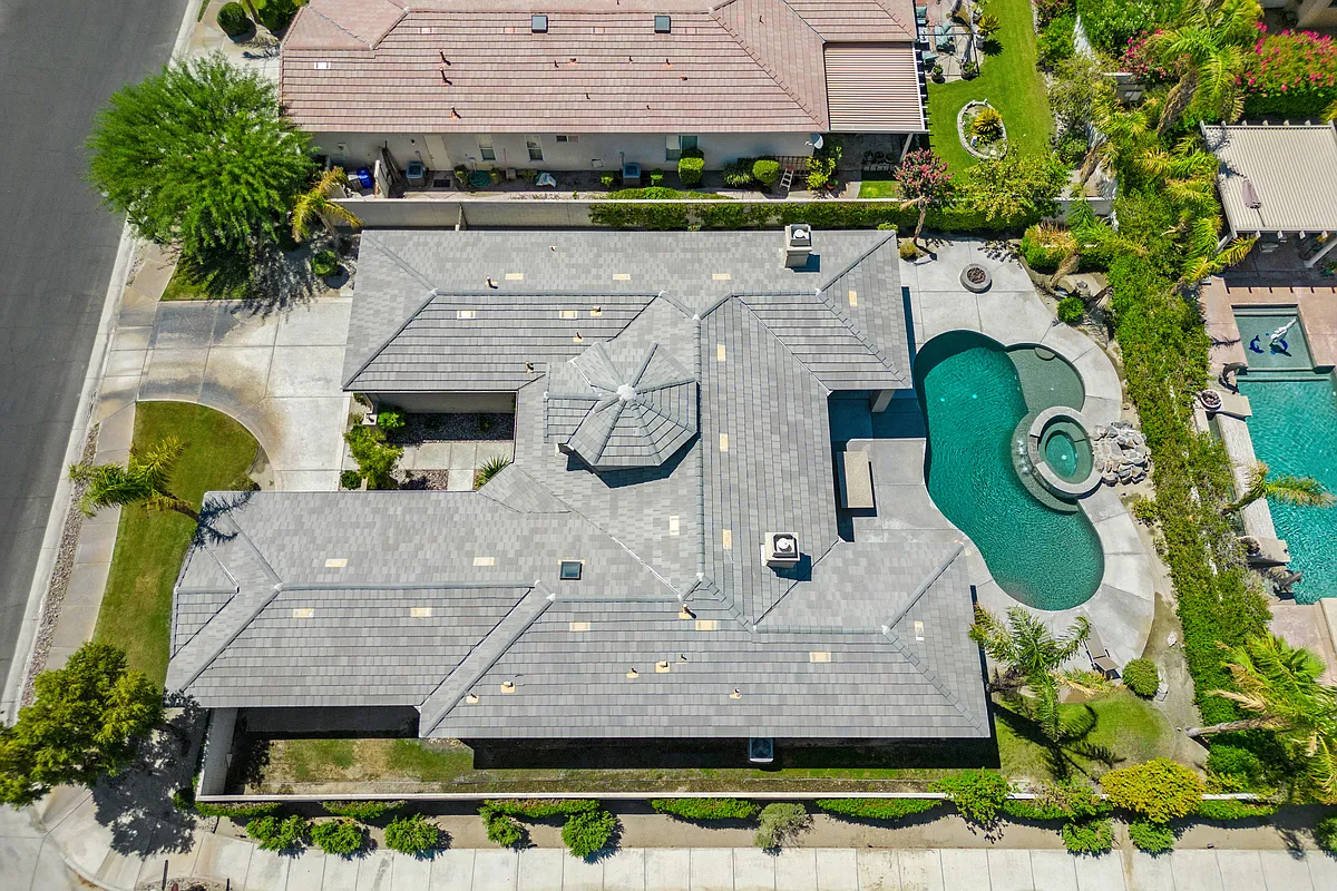 48 Provence Way — Photo 3