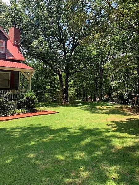 2nd image of 1013 Panorama Dr