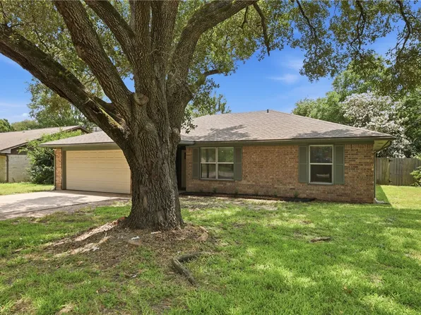1504 Austin Ave, College Station, TX 77845