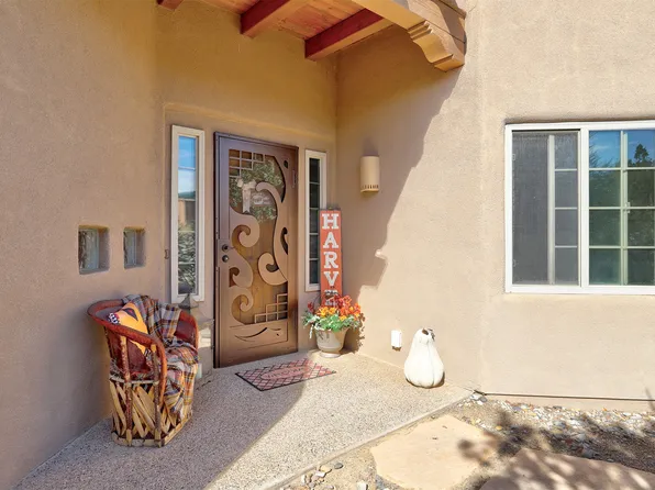 14 Pinon Ridge Dr, Placitas, NM 87043
