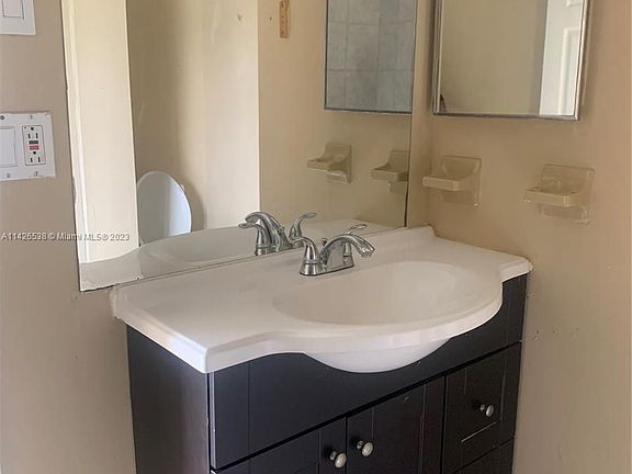 3rd image of 8115 Lagos De Campo Blvd #E-2