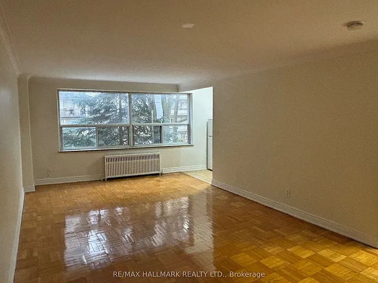 134 Lawton Blvd #211 — Photo 3