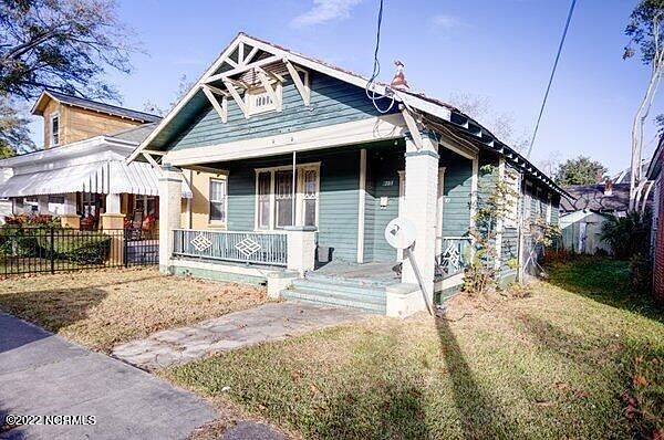 2nd image of 209 S 17th St