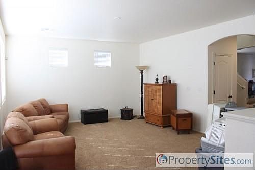 5th image of 967 S 178th Ln