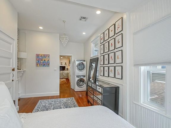 4th image of 6034 Perrier St #6034