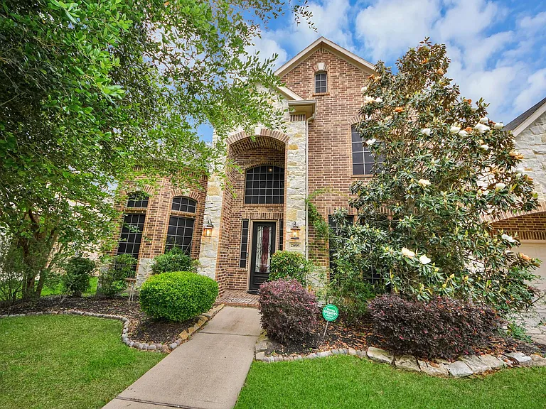 2895 Ragusa Ln — Photo 8