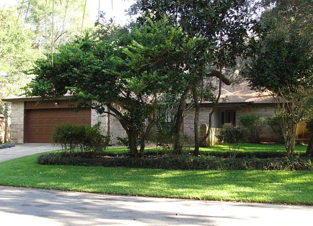 1st image of 1695 Parkside Cir