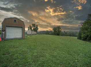9999 Glass Ln, Corinth, KY 41010
