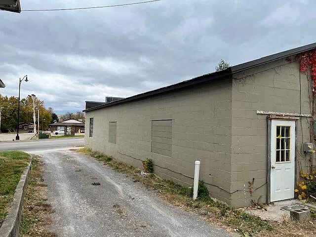 1 bed, 1.0 bath, 1440 sqft, $1,100 — Photo 3