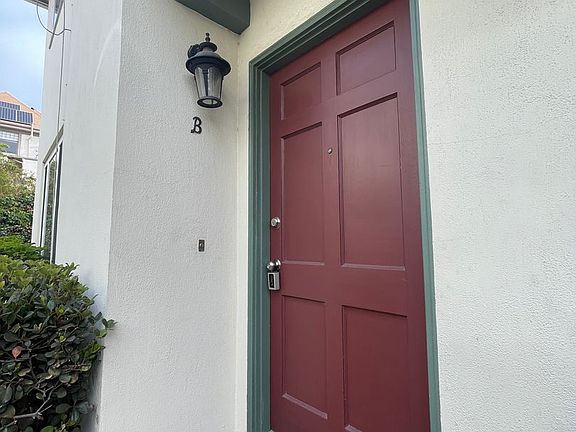 4th image of 657 Oakland Ave #B