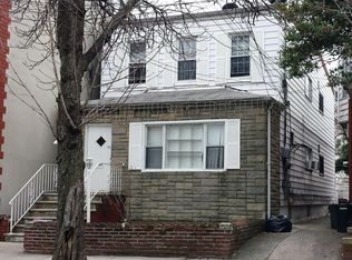 5880 Maspeth Ave, Maspeth, NY 11378
