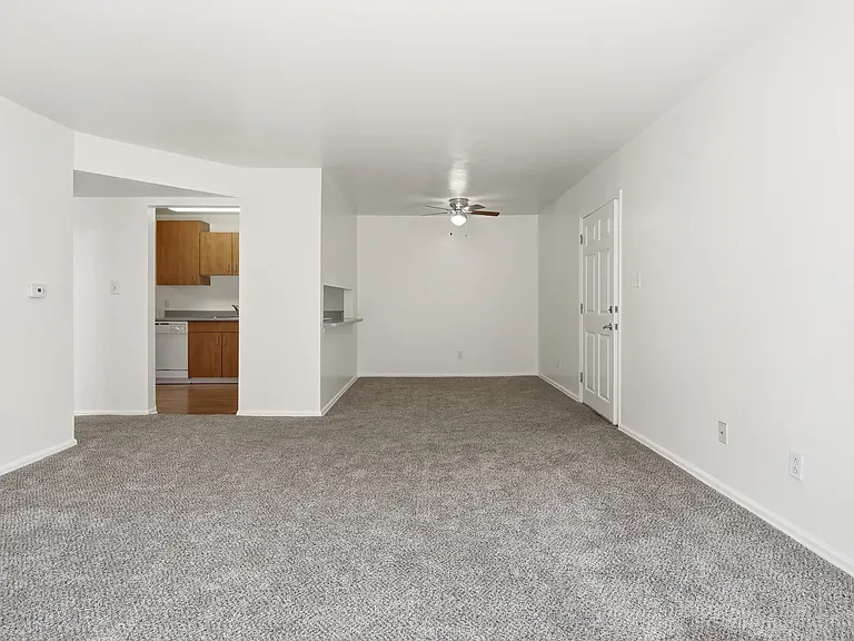 Pinecrest Apartments — Photo 7