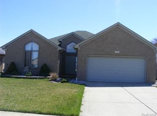 11692 Iacopelli Ct, Sterling Heights, MI 48312