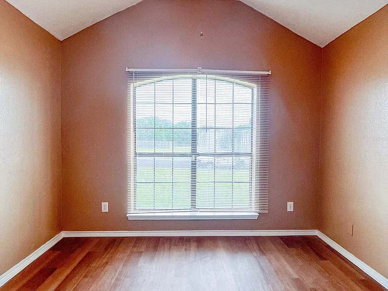 3406 Bamboo Ln — Photo 24