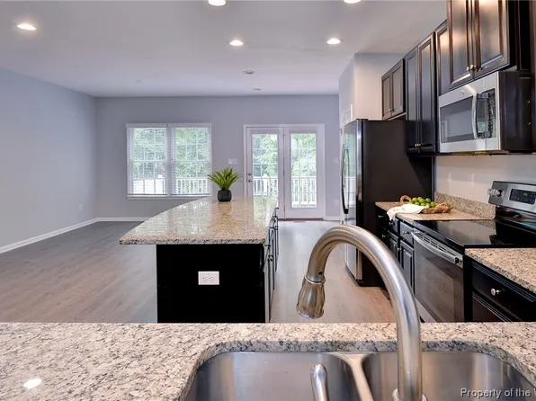 125 Parkway Ct, Williamsburg, VA 23185