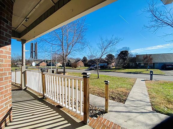 4th image of 1915 Brunswick Dr