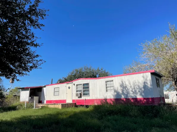 80 San Antonio St, Campbellton, TX