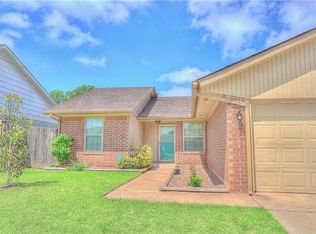 8329 Azurewood Dr, Del City, OK 73135