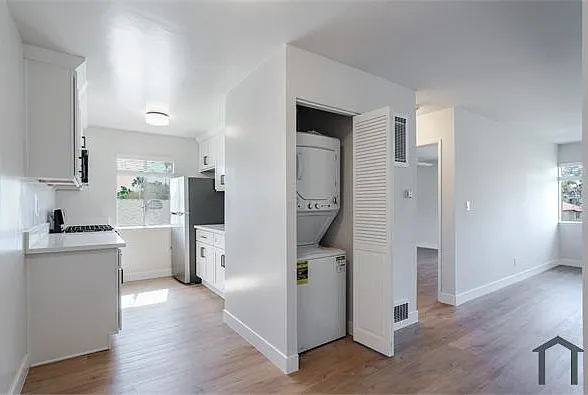 2622 S Hobart Blvd #16 — Photo 7