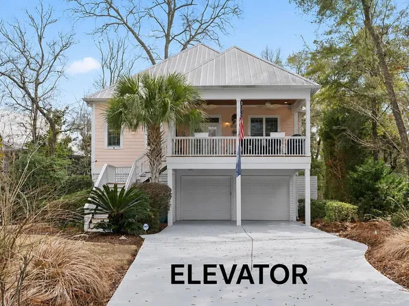 43 Cottage Dr., Murrells Inlet, SC 29576