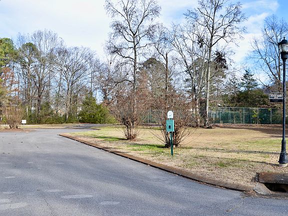4th image of 6908 Cathedral Ct