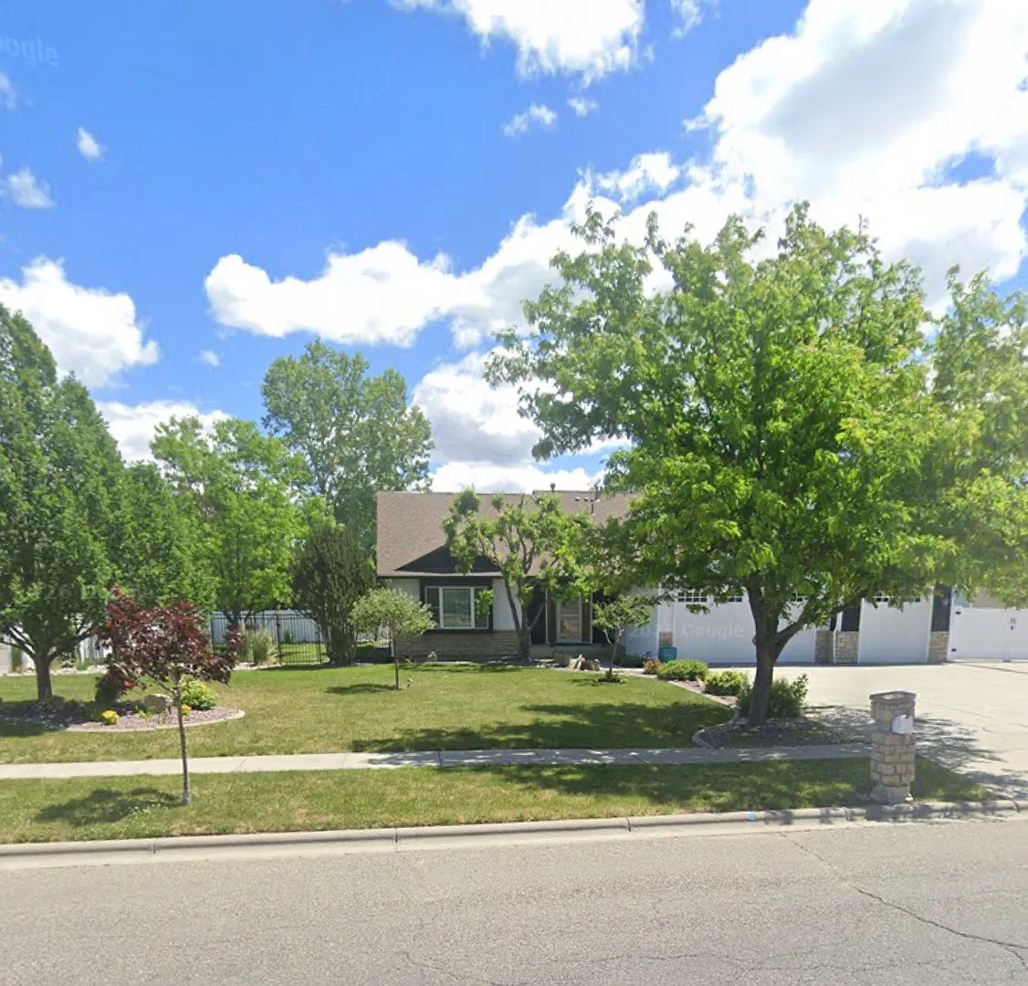 1941 Gleneagles Blvd — Photo 3