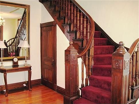 3rd image of 4237 Forest Ave