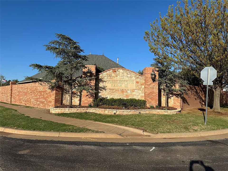 1st image of 8332 NW 130th Cir #9