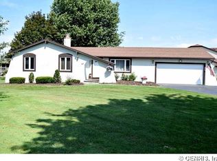 28 Sunapee Run, Hilton, NY 14468