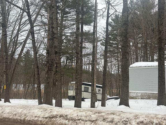 3rd image of 300 South Road