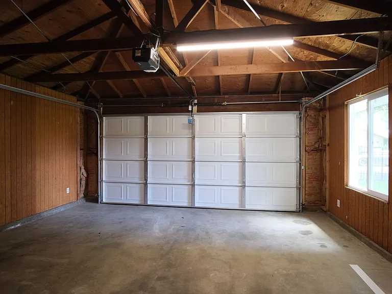121 Eula Dr — Photo 7