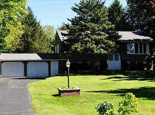 594 Drake Rd, Hamlin, NY 14464