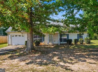 616 Forest Hills Path, Forest Park, GA 30297