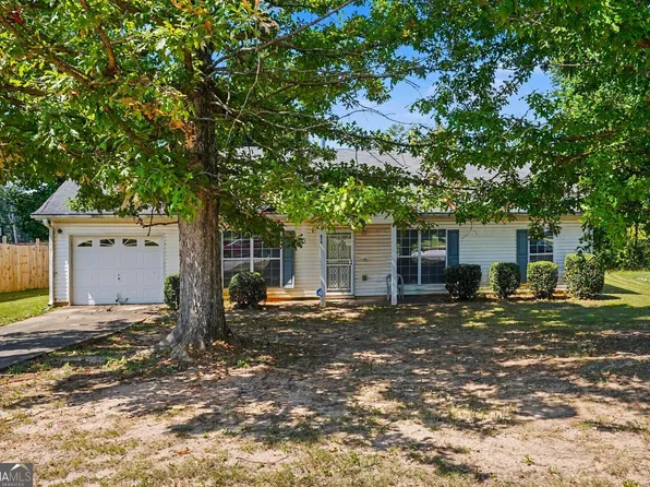 616 Hill St, Forest Park, GA 30297